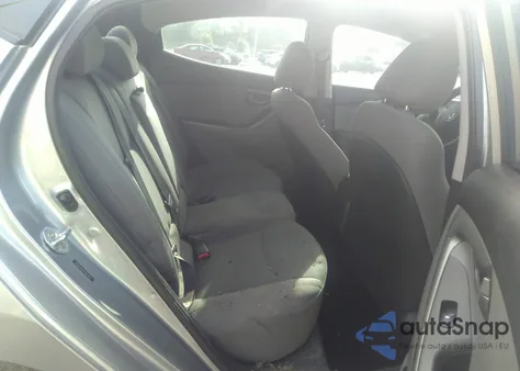 2015 Hyundai Elantra Se z USA, uszkodzony, nr VIN 5NPDH4AE4FH647864